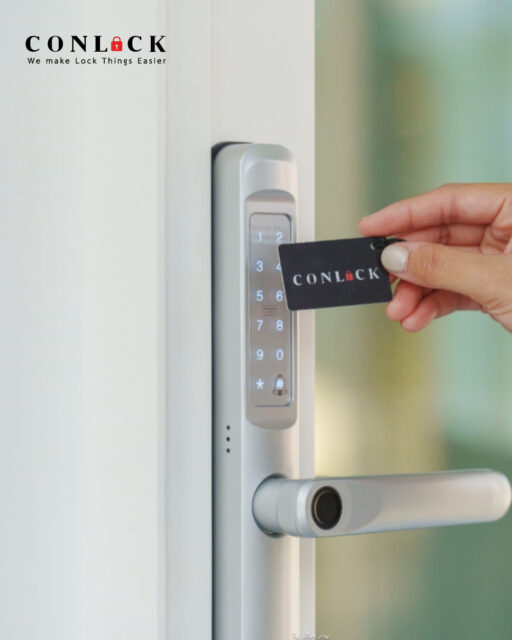 Keycard Unlock แตะบัตรครั้งเดียว ปลดล็อกง่ายในทุกครั้งที่เข้า–ออก สะดวก ทันสมัย พร้อมความปลอดภัยที่มากกว่าเดิม #CONLOCK #KeycardUnlock #DigitalDoorLock #SmartDoorLock #DigitalLock #SmartHome